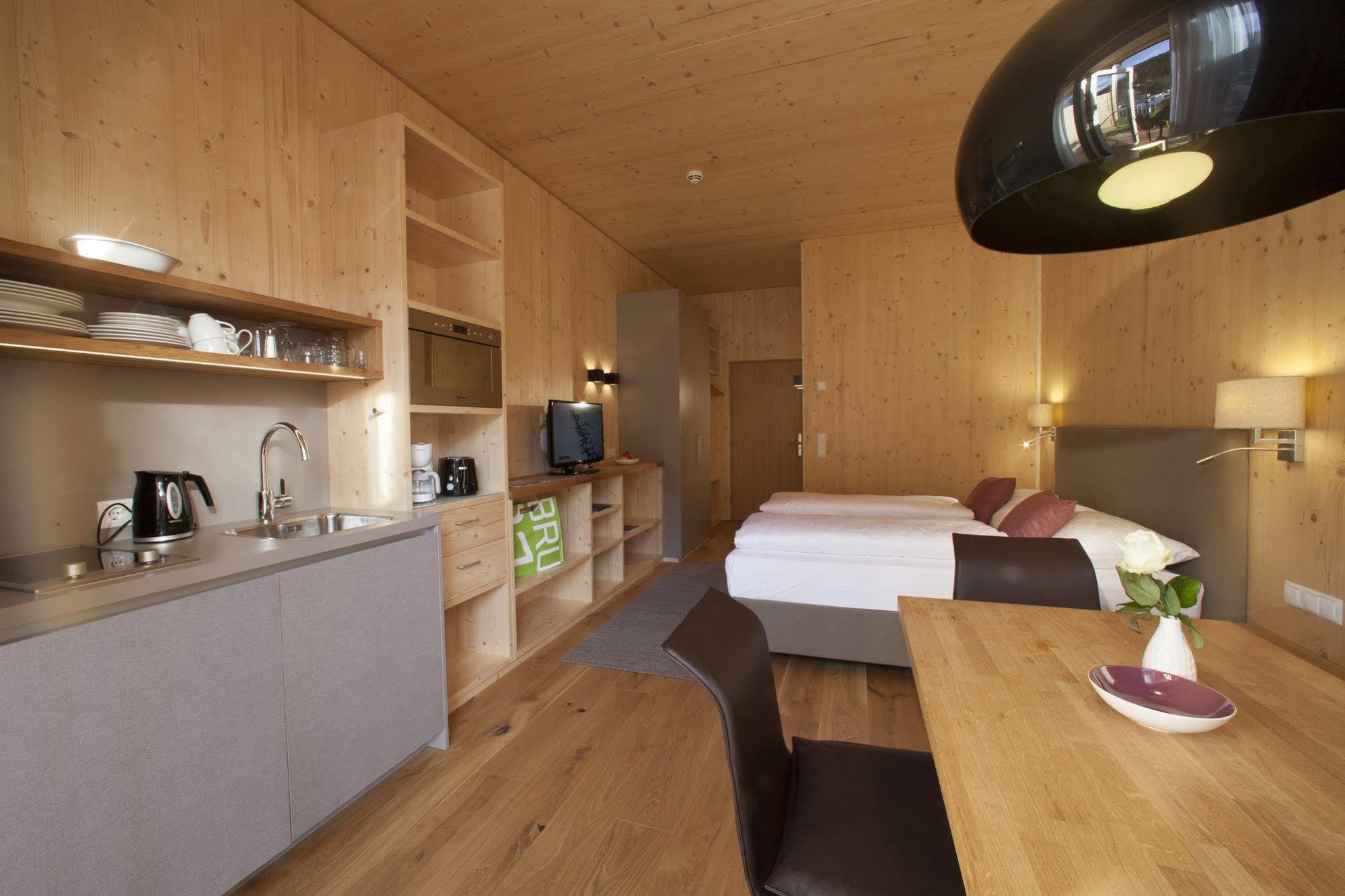 Natuerlich Hell. Aparthotel & Camping 菲根 外观 照片